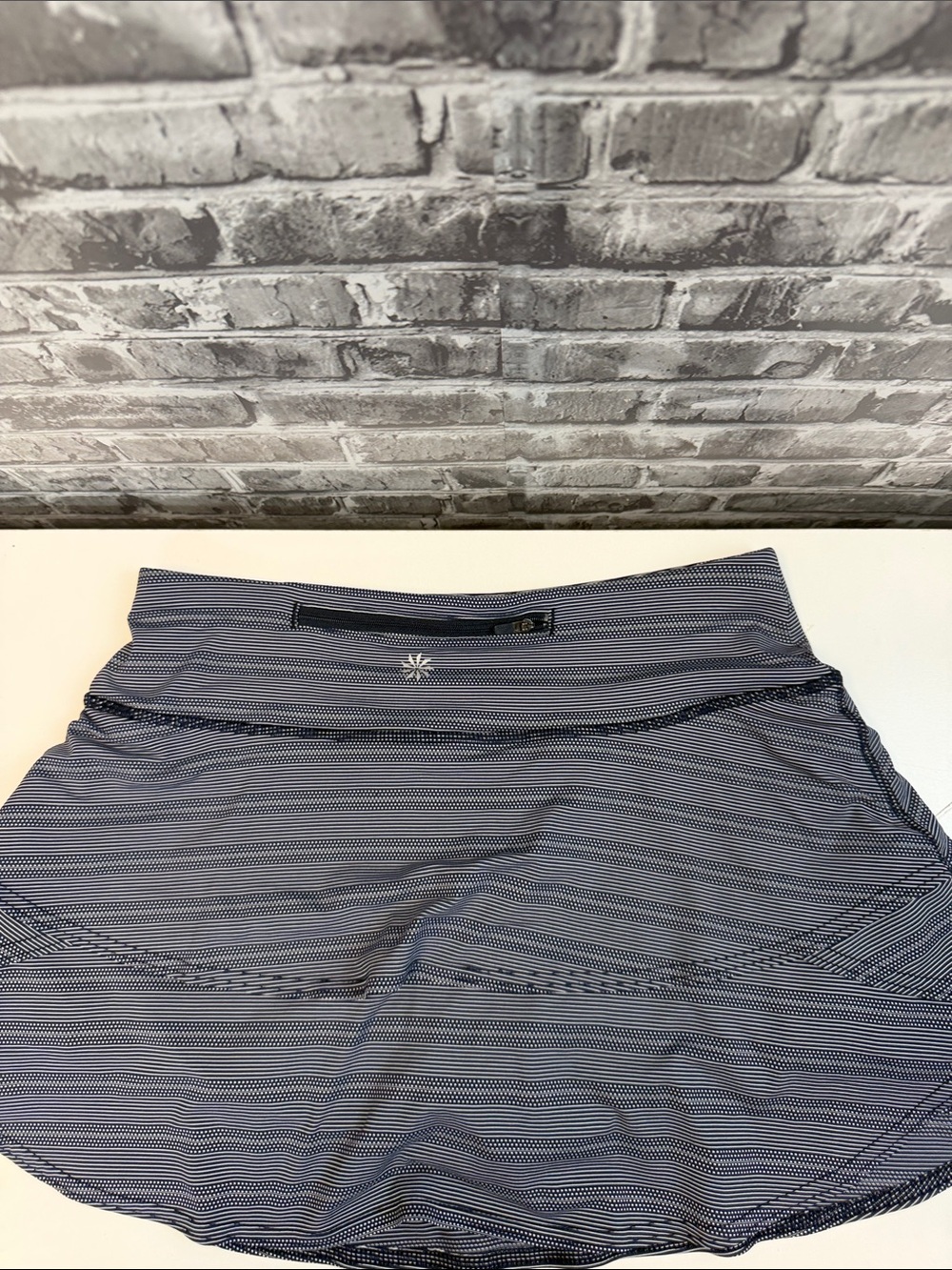 Athleta Navy and White Striped Athletic Skorts - Picture 8 of 8
